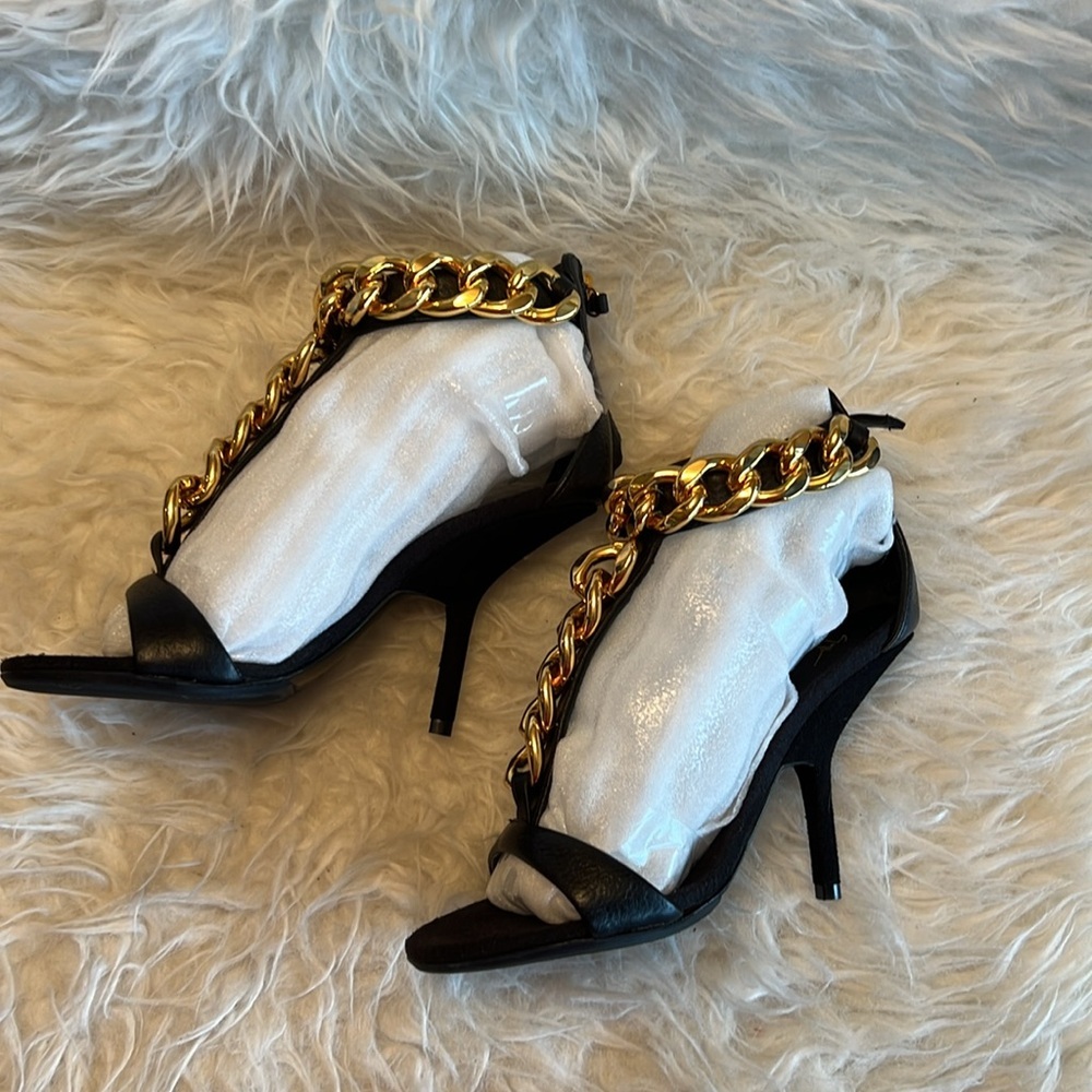 Giuseppe Zanotti Women’s Black Leather Chain Detail T Strap Sandals Size 35 EU - Picture 10 of 16